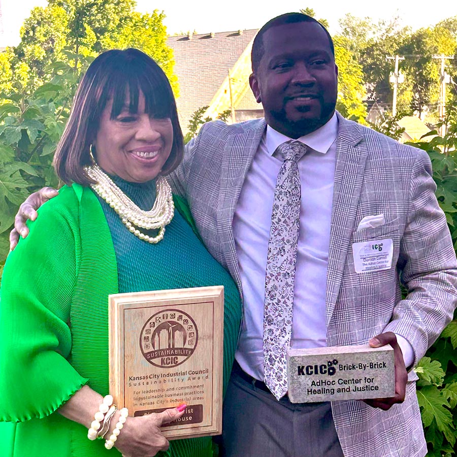 kcic PSI Sigma Award with Carolyn Whitney